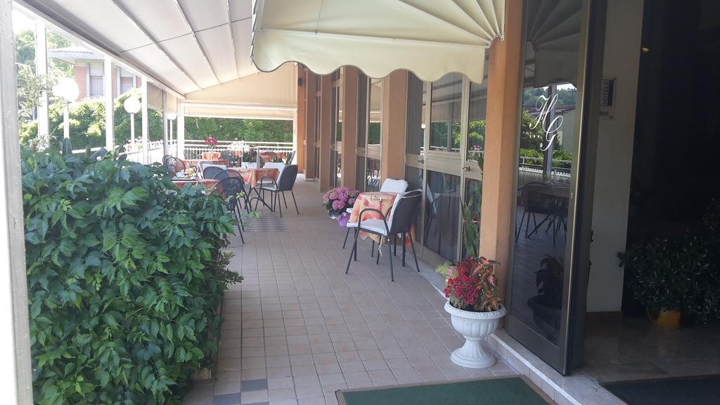 Albergo Hotel Garden Ristorante Tabiano Terme Екстер'єр фото